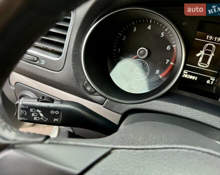 Бежевый Фольксваген Гольф, объемом двигателя 1.4 л и пробегом 200 тыс. км за 6599 $, фото 18 на Automoto.ua