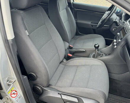 Бежевый Фольксваген Гольф, объемом двигателя 1.6 л и пробегом 174 тыс. км за 7999 $, фото 56 на Automoto.ua