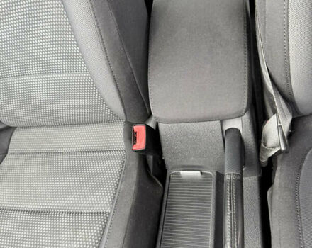 Бежевый Фольксваген Гольф, объемом двигателя 1.6 л и пробегом 174 тыс. км за 7999 $, фото 37 на Automoto.ua