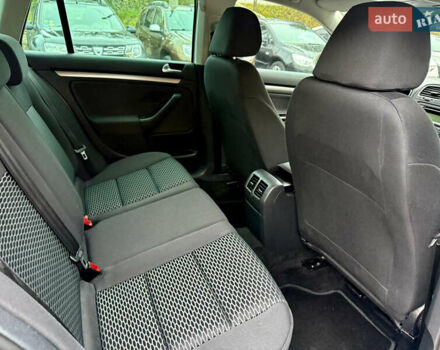 Бежевый Фольксваген Гольф, объемом двигателя 1.4 л и пробегом 200 тыс. км за 6599 $, фото 22 на Automoto.ua