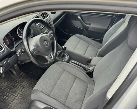 Бежевый Фольксваген Гольф, объемом двигателя 1.6 л и пробегом 174 тыс. км за 7999 $, фото 25 на Automoto.ua