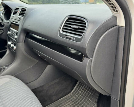 Бежевый Фольксваген Гольф, объемом двигателя 1.6 л и пробегом 174 тыс. км за 7999 $, фото 59 на Automoto.ua