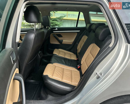 Бежевий Фольксваген Гольф, об'ємом двигуна 1.6 л та пробігом 280 тис. км за 7450 $, фото 25 на Automoto.ua