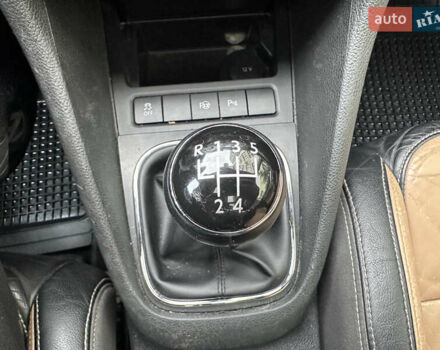 Бежевий Фольксваген Гольф, об'ємом двигуна 1.6 л та пробігом 280 тис. км за 7450 $, фото 54 на Automoto.ua