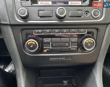 Бежевий Фольксваген Гольф, об'ємом двигуна 1.6 л та пробігом 280 тис. км за 7450 $, фото 53 на Automoto.ua