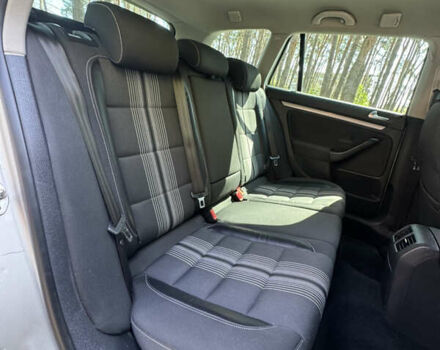 Бежевый Фольксваген Гольф, объемом двигателя 1.6 л и пробегом 240 тыс. км за 8700 $, фото 29 на Automoto.ua