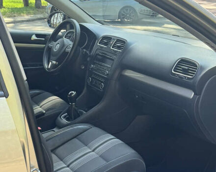 Бежевый Фольксваген Гольф, объемом двигателя 1.6 л и пробегом 240 тыс. км за 8700 $, фото 33 на Automoto.ua