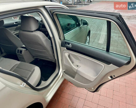 Бежевий Фольксваген Гольф, об'ємом двигуна 1.4 л та пробігом 153 тис. км за 8300 $, фото 22 на Automoto.ua