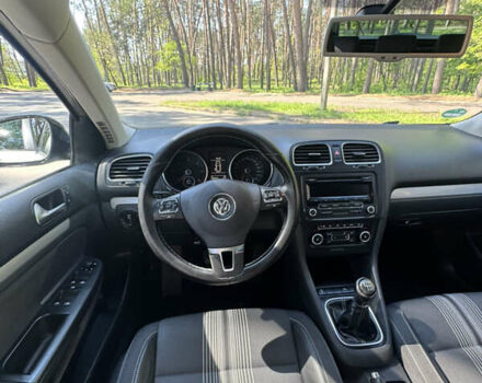 Бежевый Фольксваген Гольф, объемом двигателя 1.6 л и пробегом 240 тыс. км за 8700 $, фото 19 на Automoto.ua