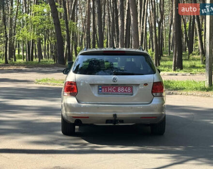 Бежевый Фольксваген Гольф, объемом двигателя 1.6 л и пробегом 240 тыс. км за 8700 $, фото 4 на Automoto.ua