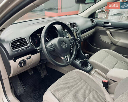 Бежевий Фольксваген Гольф, об'ємом двигуна 1.4 л та пробігом 153 тис. км за 8300 $, фото 14 на Automoto.ua