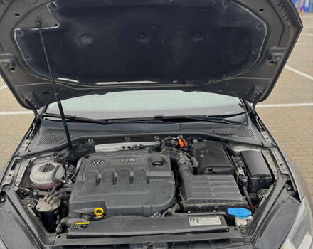 Бежевый Фольксваген Гольф, объемом двигателя 1.6 л и пробегом 215 тыс. км за 11300 $, фото 10 на Automoto.ua