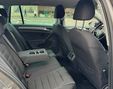 Бежевый Фольксваген Гольф, объемом двигателя 1.6 л и пробегом 215 тыс. км за 11300 $, фото 20 на Automoto.ua