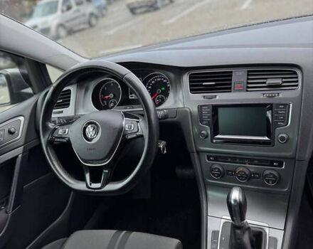 Бежевый Фольксваген Гольф, объемом двигателя 1.6 л и пробегом 215 тыс. км за 11300 $, фото 19 на Automoto.ua