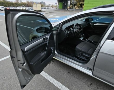 Бежевый Фольксваген Гольф, объемом двигателя 2 л и пробегом 101 тыс. км за 13500 $, фото 6 на Automoto.ua