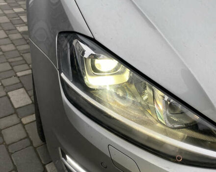 Бежевый Фольксваген Гольф, объемом двигателя 1.4 л и пробегом 265 тыс. км за 11200 $, фото 7 на Automoto.ua