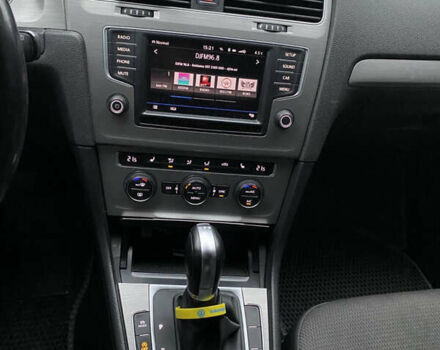 Бежевый Фольксваген Гольф, объемом двигателя 1.4 л и пробегом 265 тыс. км за 11200 $, фото 13 на Automoto.ua