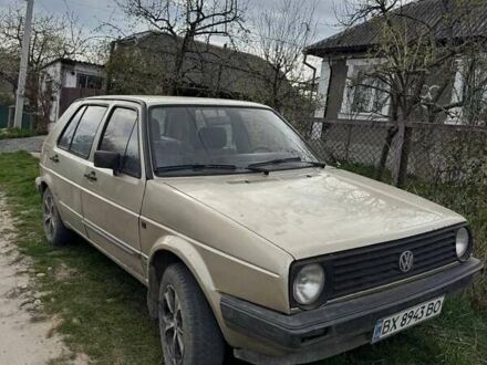 Фольксваген Гольф 1987 в Старой Синяве на Automoto.ua Бежевый Фольксваген Гольф, объемом двигателя 1.6 л и пробегом 300 тыс. км за 900 $, фото 1 на Automoto.ua