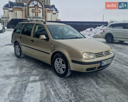 Бежевый Фольксваген Гольф, объемом двигателя 1.6 л и пробегом 351 тыс. км за 3850 $, фото 1 на Automoto.ua