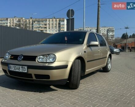 Бежевый Фольксваген Гольф, объемом двигателя 1.6 л и пробегом 268 тыс. км за 4200 $, фото 1 на Automoto.ua