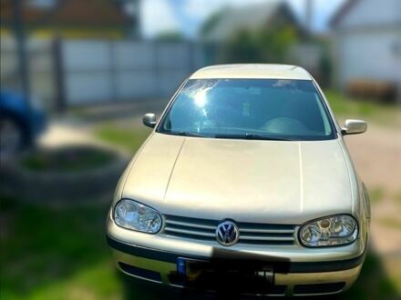 Бежевий Фольксваген Гольф, об'ємом двигуна 1.6 л та пробігом 350 тис. км за 4200 $, фото 1 на Automoto.ua