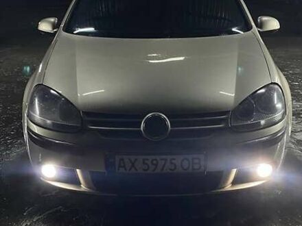 Бежевий Фольксваген Гольф, об'ємом двигуна 1.39 л та пробігом 289 тис. км за 4300 $, фото 1 на Automoto.ua