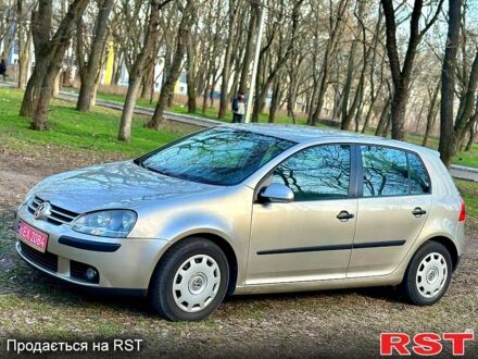 Фольксваген Гольф 2005 в Кропивницком (Кировограде) на Automoto.ua Бежевый Фольксваген Гольф, объемом двигателя 16 л и пробегом 176 тыс. км за 5000 $, фото 1 на Automoto.ua