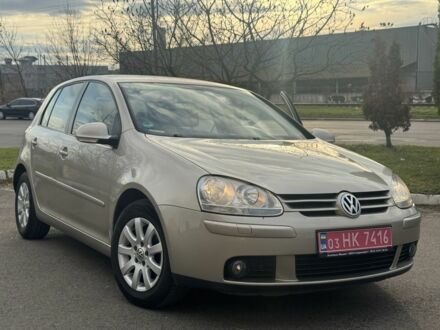 Бежевый Фольксваген Гольф, объемом двигателя 1.6 л и пробегом 251 тыс. км за 4850 $, фото 1 на Automoto.ua