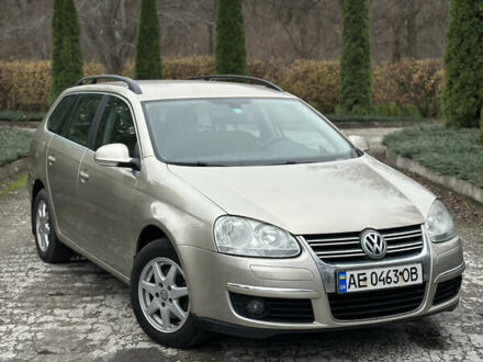 Бежевий Фольксваген Гольф, об'ємом двигуна 1.4 л та пробігом 239 тис. км за 5999 $, фото 1 на Automoto.ua