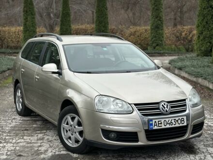 Бежевый Фольксваген Гольф, объемом двигателя 1.4 л и пробегом 239 тыс. км за 6300 $, фото 1 на Automoto.ua