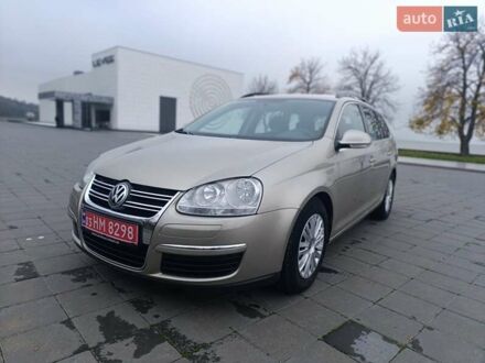 Бежевый Фольксваген Гольф, объемом двигателя 1.4 л и пробегом 248 тыс. км за 6800 $, фото 1 на Automoto.ua