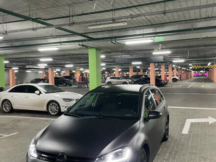 Бежевый Фольксваген Гольф, объемом двигателя 1.97 л и пробегом 157 тыс. км за 12999 $, фото 1 на Automoto.ua