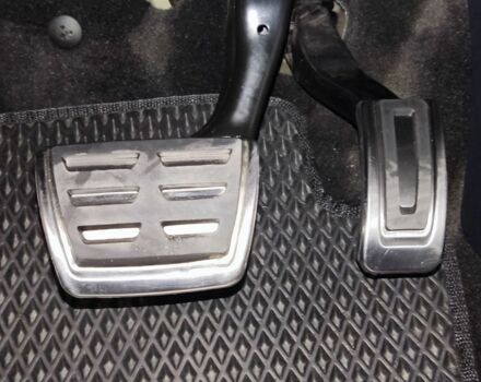 Чорний Фольксваген Гольф, об'ємом двигуна 0 л та пробігом 245 тис. км за 12400 $, фото 9 на Automoto.ua