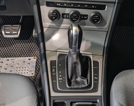 Чорний Фольксваген Гольф, об'ємом двигуна 0 л та пробігом 245 тис. км за 12400 $, фото 10 на Automoto.ua