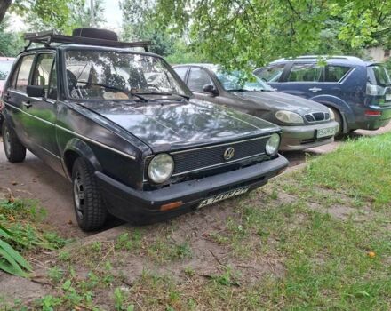 Чорний Фольксваген Гольф, об'ємом двигуна 1.1 л та пробігом 295 тис. км за 1100 $, фото 2 на Automoto.ua