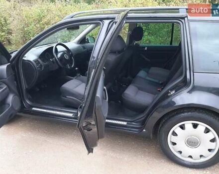 Черный Фольксваген Гольф, объемом двигателя 1.9 л и пробегом 255 тыс. км за 1000 $, фото 4 на Automoto.ua