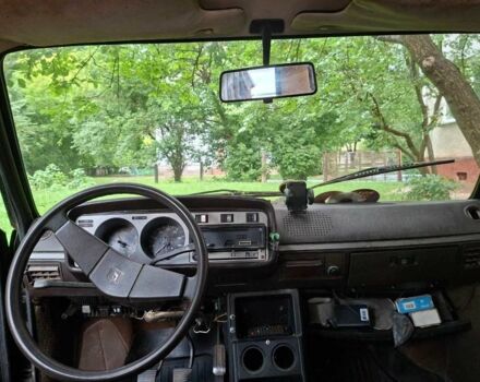 Чорний Фольксваген Гольф, об'ємом двигуна 1.1 л та пробігом 295 тис. км за 1100 $, фото 8 на Automoto.ua