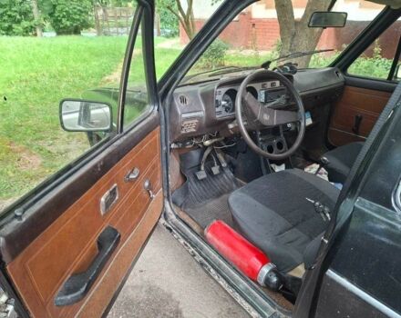 Чорний Фольксваген Гольф, об'ємом двигуна 1.1 л та пробігом 295 тис. км за 1100 $, фото 9 на Automoto.ua