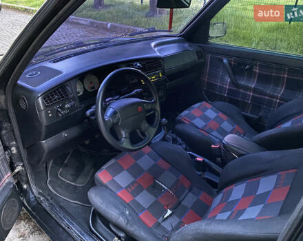 Чорний Фольксваген Гольф, об'ємом двигуна 1.9 л та пробігом 133 тис. км за 2700 $, фото 10 на Automoto.ua