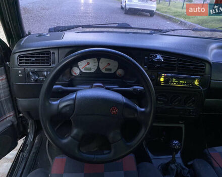 Чорний Фольксваген Гольф, об'ємом двигуна 1.9 л та пробігом 133 тис. км за 2700 $, фото 11 на Automoto.ua