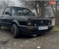 Черный Фольксваген Гольф, объемом двигателя 1.58 л и пробегом 400 тыс. км за 1250 $, фото 1 на Automoto.ua