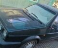 Черный Фольксваген Гольф, объемом двигателя 1.8 л и пробегом 350 тыс. км за 2200 $, фото 1 на Automoto.ua