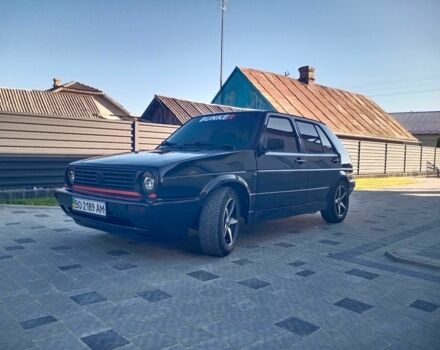 Черный Фольксваген Гольф, объемом двигателя 1.6 л и пробегом 400 тыс. км за 2300 $, фото 10 на Automoto.ua