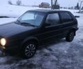 Черный Фольксваген Гольф, объемом двигателя 1.6 л и пробегом 300 тыс. км за 800 $, фото 1 на Automoto.ua