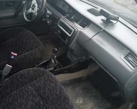 Черный Фольксваген Гольф, объемом двигателя 1.6 л и пробегом 175 тыс. км за 1200 $, фото 1 на Automoto.ua