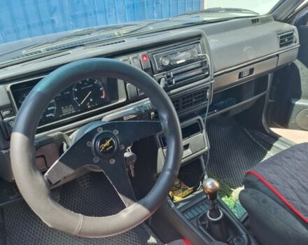 Чорний Фольксваген Гольф, об'ємом двигуна 1.8 л та пробігом 379 тис. км за 1550 $, фото 6 на Automoto.ua