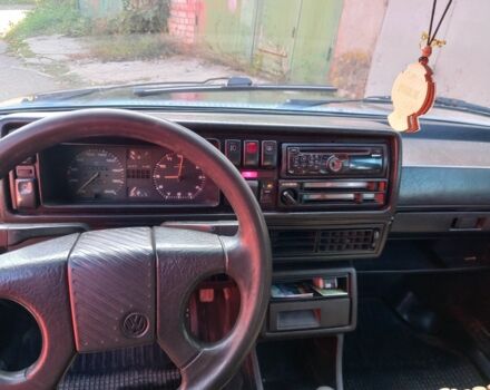 Чорний Фольксваген Гольф, об'ємом двигуна 1.3 л та пробігом 253 тис. км за 1100 $, фото 9 на Automoto.ua