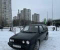 Черный Фольксваген Гольф, объемом двигателя 1.6 л и пробегом 111 тыс. км за 902 $, фото 1 на Automoto.ua