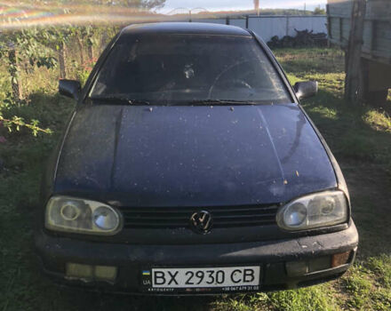 Черный Фольксваген Гольф, объемом двигателя 1.39 л и пробегом 233 тыс. км за 1100 $, фото 1 на Automoto.ua