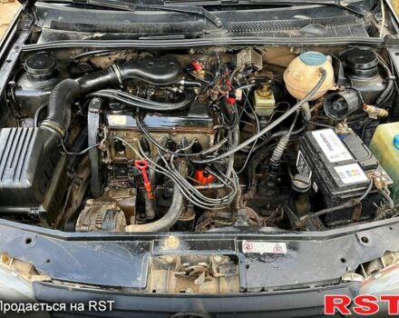 Фольксваген Гольф 1992 у Києві на Automoto.ua Чорний Фольксваген Гольф, об'ємом двигуна 1.8 л та пробігом 0 тис. км за 2000 $, фото 5 на Automoto.ua